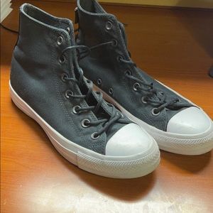 Great condition converse